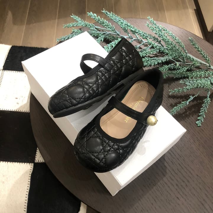 Dior DioBady Ballet Quilted Flats – Kids Collection – 2024SS in Black Quilted With Pearl Strap