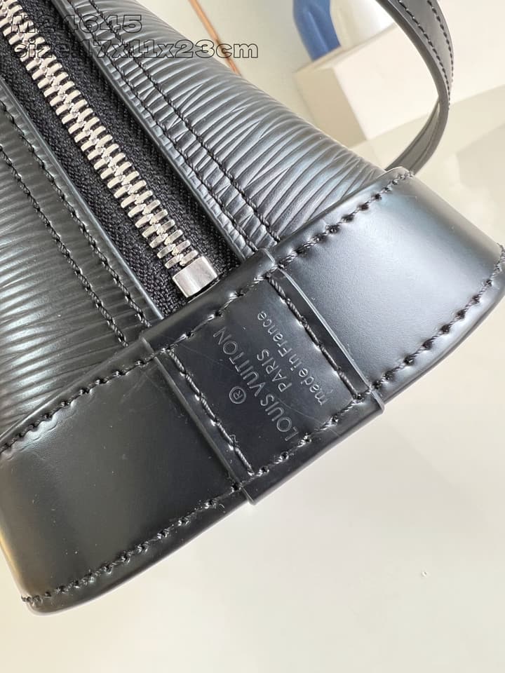 Louis Vuitton Alma BB Handbag in Beige