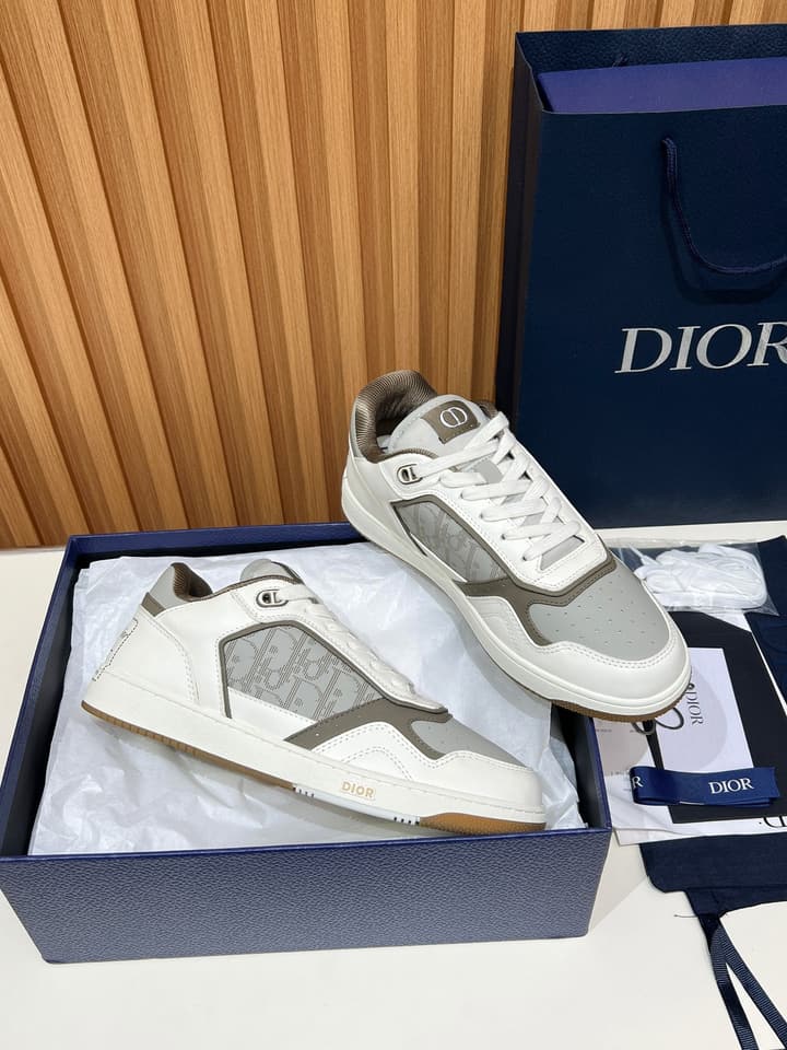 Dior B27 Couple's Sneakers – 2025 Collection in All Black With White Sole