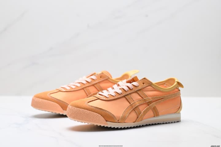 Onitsuka Tiger Mexico 66 Deluxe Nippon Made Sneakers in Beige With Taupe Stripes