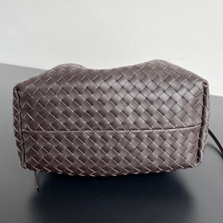 Bottega Veneta Pinacoteca Small Tote Handbag – 2025SS in Burgundy With Light Blue Lining A