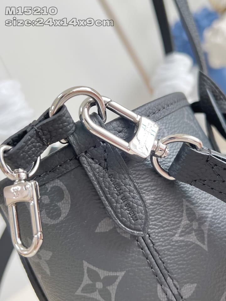Louis Vuitton Neverfull Bandoulière Inside Out BB Handbag in Black Monogram With White Graphic