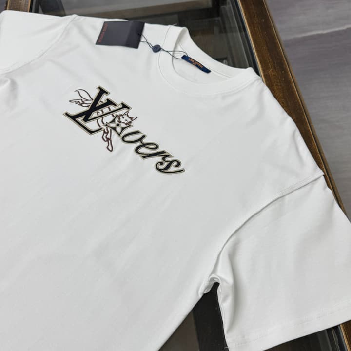 Louis Vuitton Embroidered Logo Oversized T-Shirt – Summer Collection – 26SS in Apricot Colorful LV Lovers