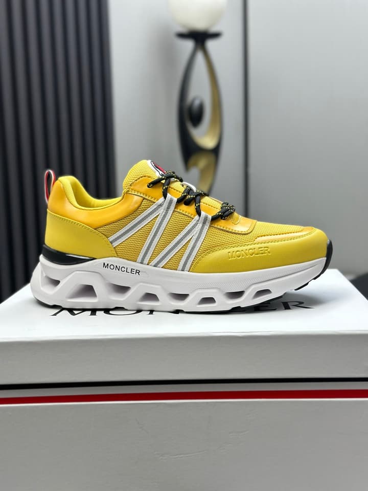 Moncler Trailgrip GTX Performance Running Shoes in Black