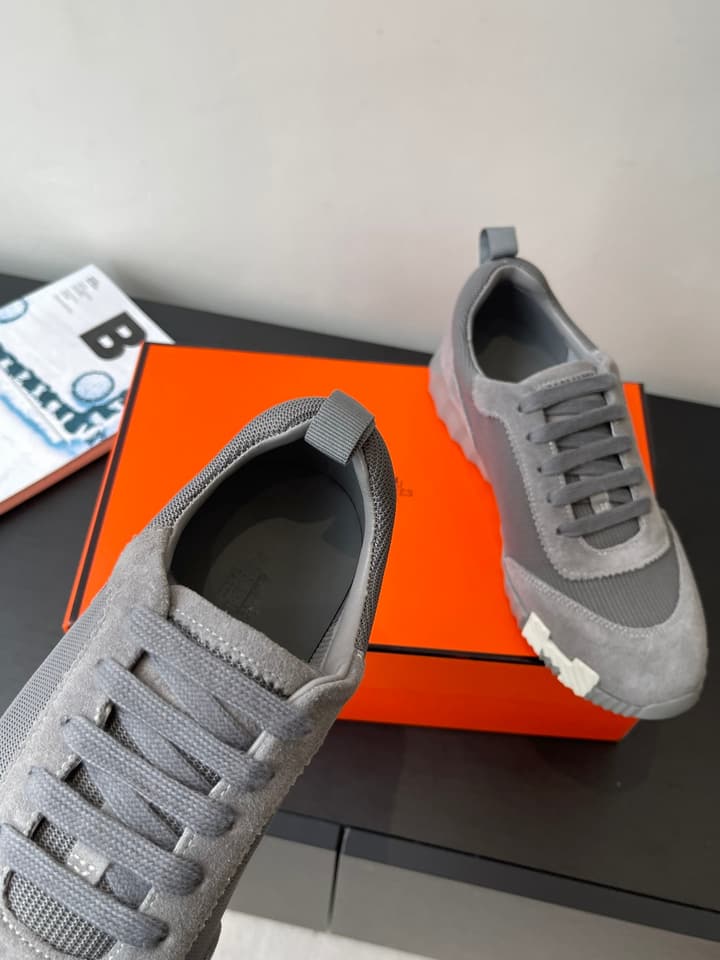 Hermès Classic Couple's Casual Sneakers in Black