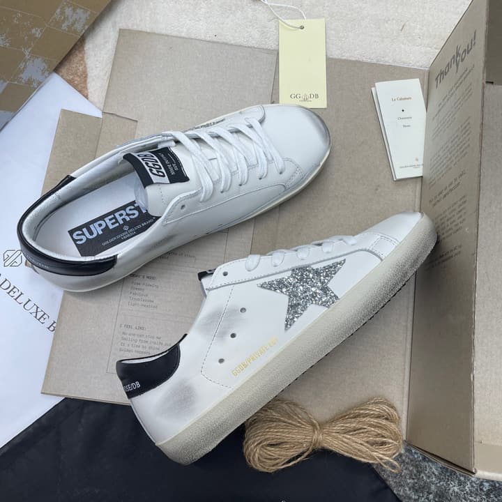 Golden Goose Superstar Graffiti Sneakers – SS22 in Black Star Rose Gold Toe