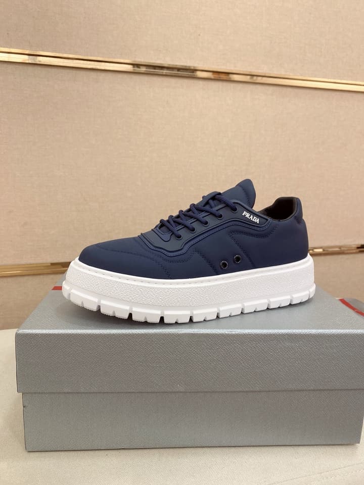 Prada Men's Waterproof Air Cushion Sneakers in Dark Grey