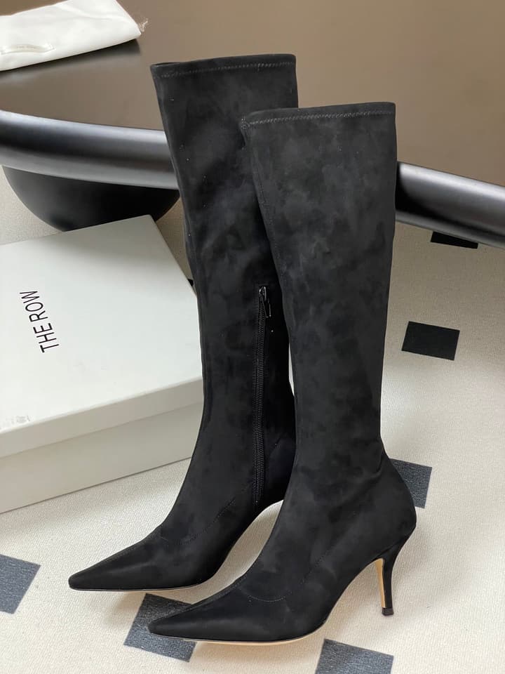 The Row Elastic Kitten Heel Boots – 2025 Fall Collection in Black Suede 3cm Heel