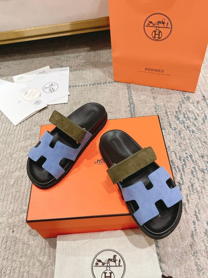 Hermès Chypre Leather Unisex Slides – 2023SS in Blush Pink