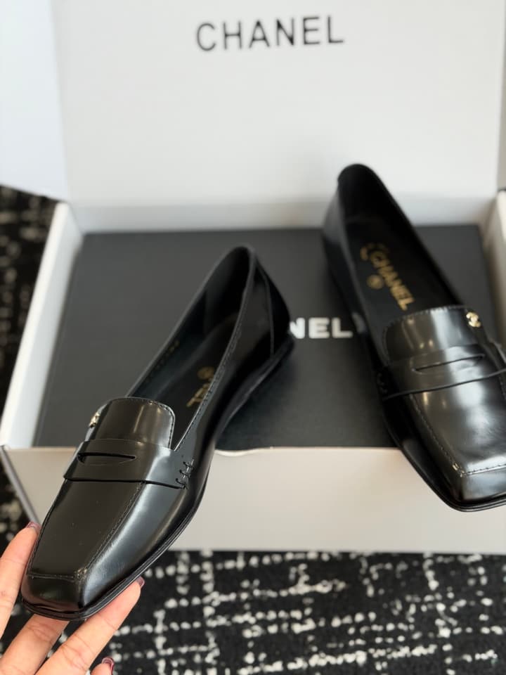 Chanel Square Toe Flats – Early Spring Collection – 26SS