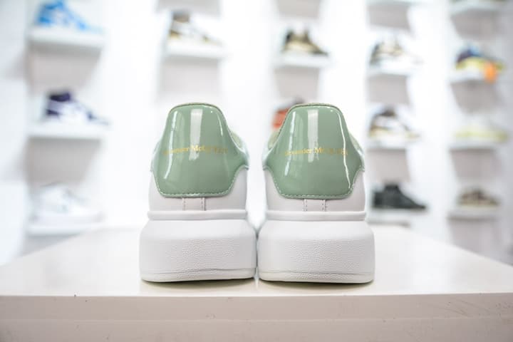 Alexander McQueen Oversized Low-Top Sneakers in Green