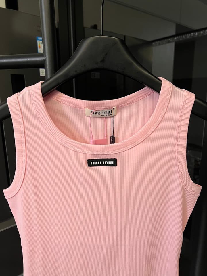 Miu Miu Ribbed Cotton Logo Tank Top – 25SS in Grey