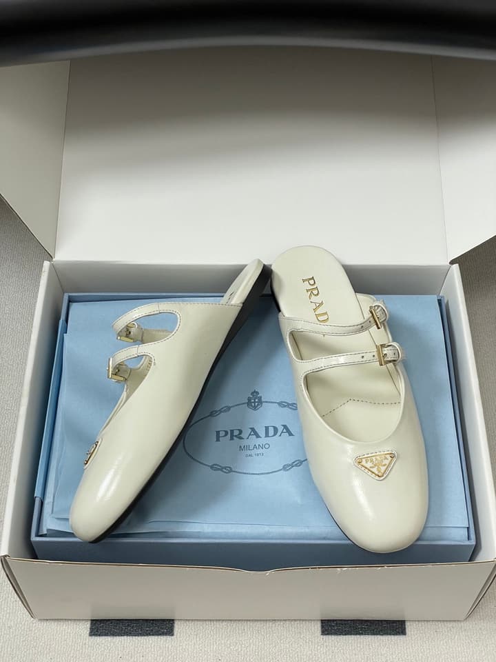 Prada Wrinkled Patent Ballet Flats – 25SS in Leopard Print