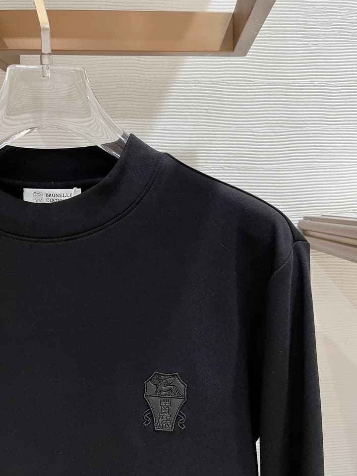 Brunello Cucinelli Men's Logo Embroidered Base Layer Sweater – 2025FW in Classic Black