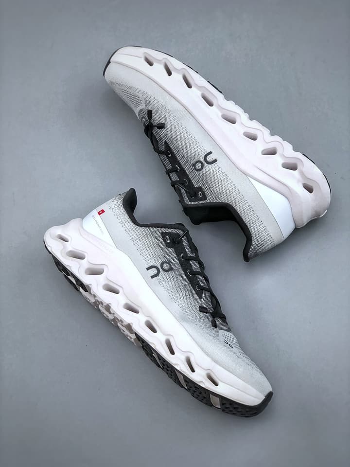 On Cloudtilt Lightweight Casual Sneakers