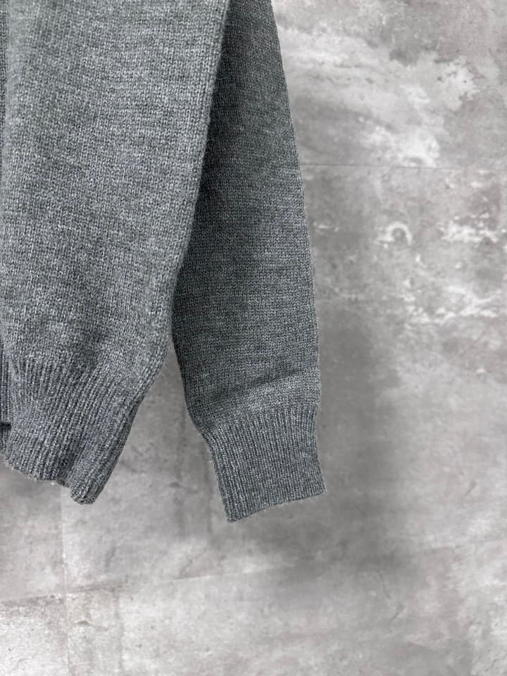 Celine Triomphe Embroidery Half-Zip Sweater – 24FW in Grey Half-zip Sweater