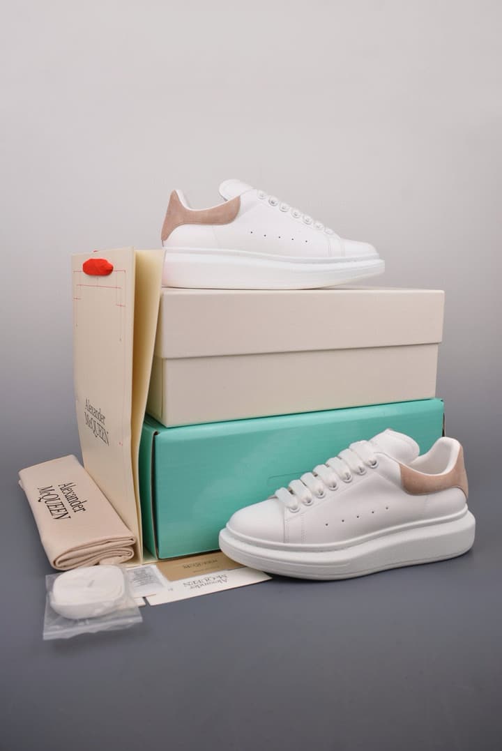 Alexander McQueen Classic Platform Sneakers – 2025 Edition