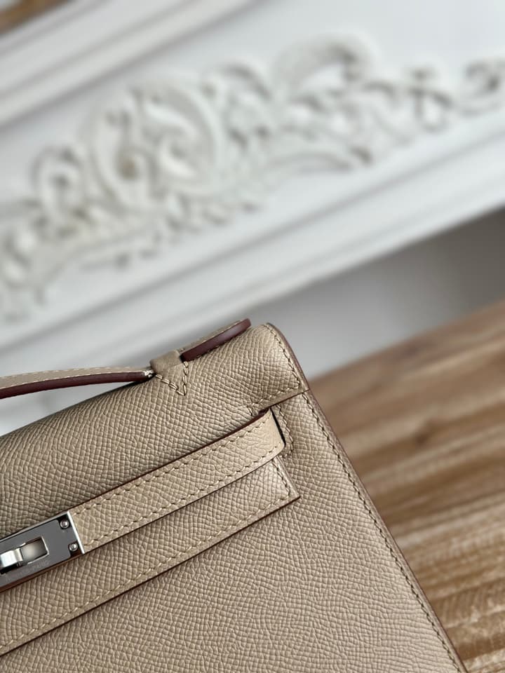 Hermès Kelly Mini Bag – 22cm in Cool Taupe