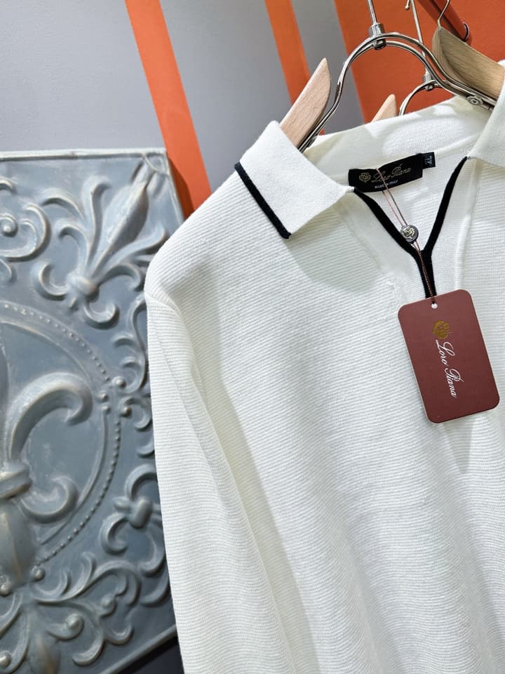 Loro Piana 2025 Knit Sweater with Chest Logo – Autumn/Winter Collection in White With Black Tipping