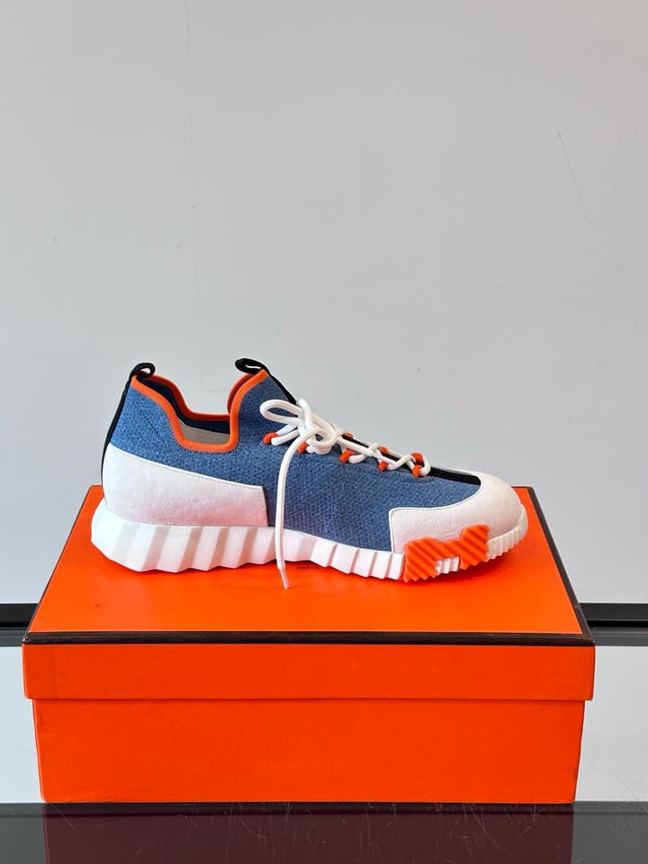 Hermès Men's Casual Sport Sneakers in All Black Knit