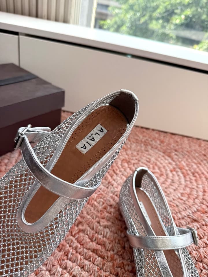 Alaïa Hidden Heel Fishnet Mules – 2026SS in Silver