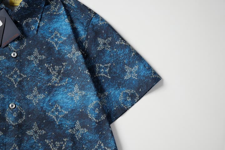 Louis Vuitton Ocean Boat Print Beach Short-Sleeve Shirt in Ocean Blue