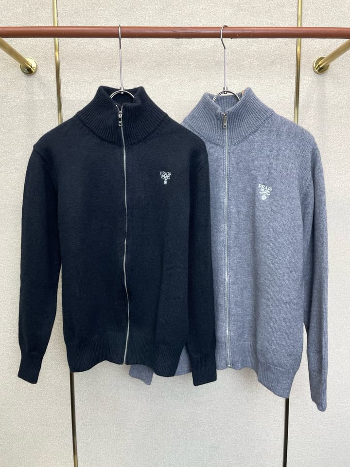 Prada Casual Zipper Cardigan