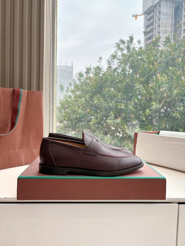 Loro Piana Classic Loafers in Burgundy Leather