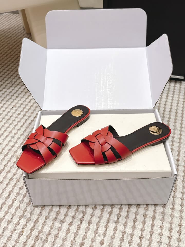 Saint Laurent Melody Square Toe Flat Sandals – 2026SS in Burgundy Patent