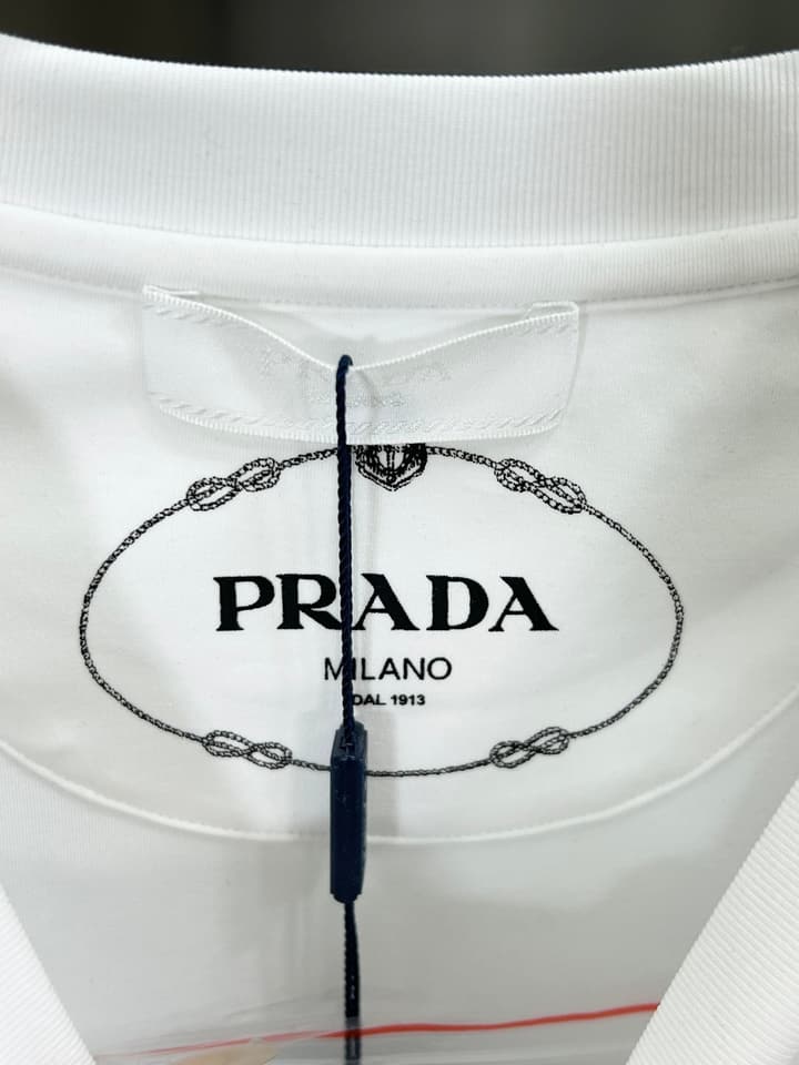 Prada 3D Logo High-Count Cotton T-Shirt – 2026SS in Classic Black