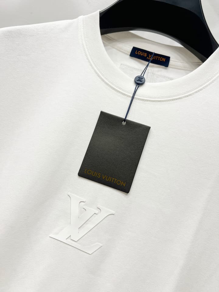 Louis Vuitton Classic Logo Silicone Embossed T-Shirt – 25SS in Black