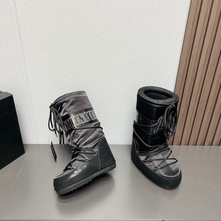 Moon Boot 2024FW Snow Boots in Matte Black
