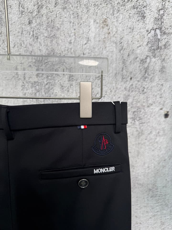 Moncler Business Stretch Cotton Trousers – 25SS Autumn Collection