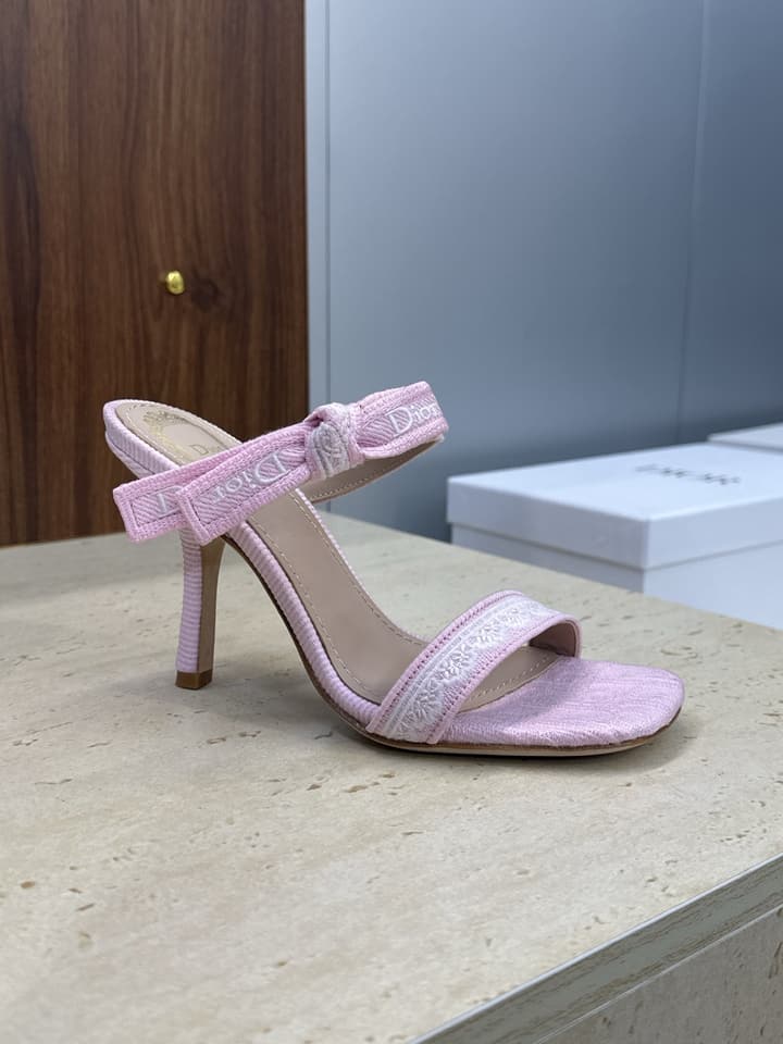 Dior J'Adior Dentelle Jelly Bow Heels – 2026 Early Spring Collection in Black