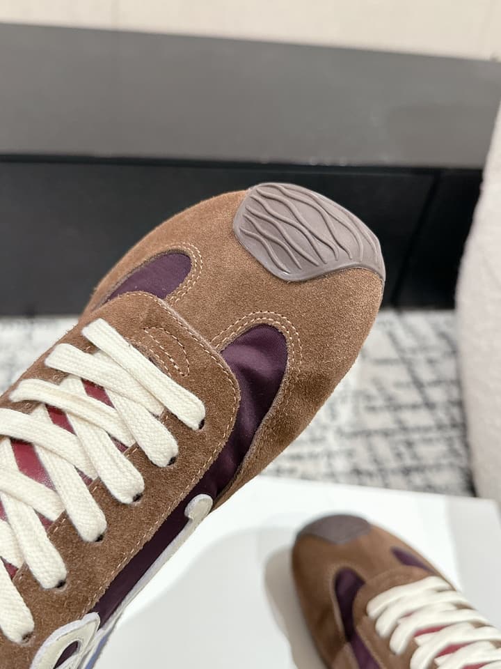 Loewe Ballet Runner 2.0 Sneakers – 2025 Runway Collection in Black
