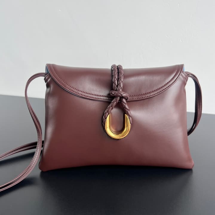 Bottega Veneta Small Liberta Handbag – 24FW in Classic Black