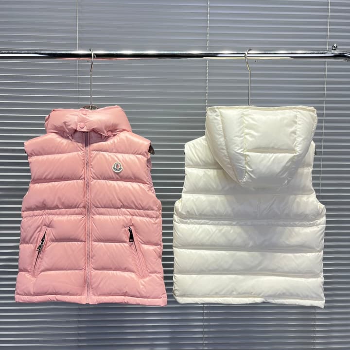 Moncler Ania Fitted Down Vest – Kids Collection – 2025 in Black