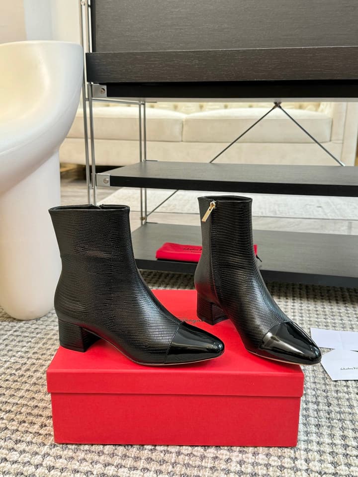 Ferragamo Pointed Toe Chunky Heel Ankle Boots – Autumn/Winter Collection in Black Patent