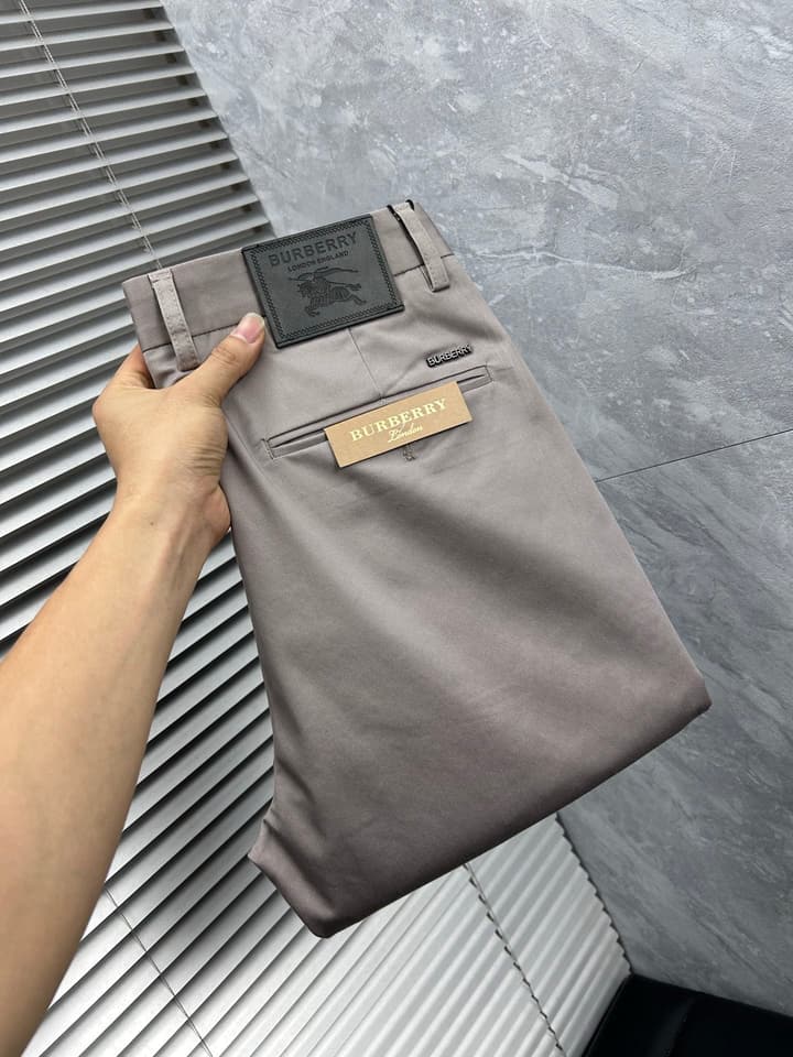 Burberry Tailored Casual Trousers – 2025SS in Camel Brown