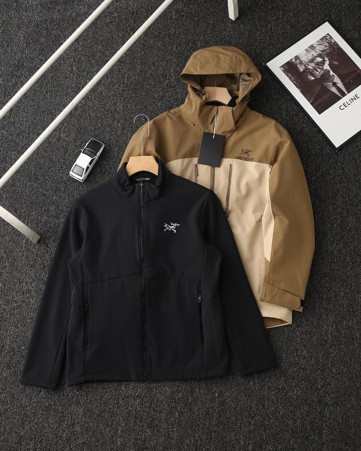 Arc'teryx 3-in-1 Detachable Windbreaker Jacket – 24FW in Black