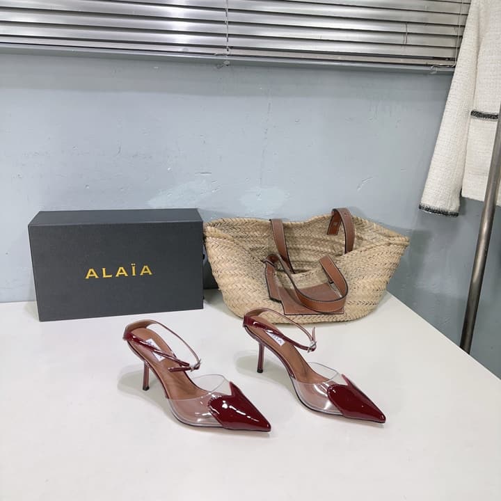 Alaïa Heart PVC Pointed Toe Slingback Mules – Spring/Summer Collection – 25SS in Black Patent Toe