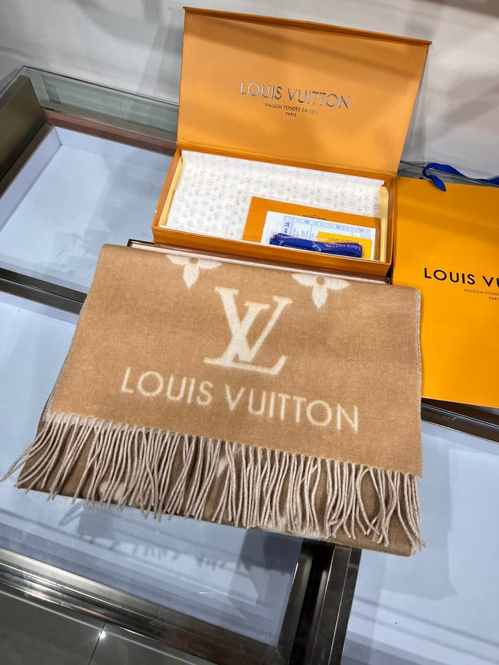 Louis Vuitton Double-Sided Cashmere Gradient Scarf