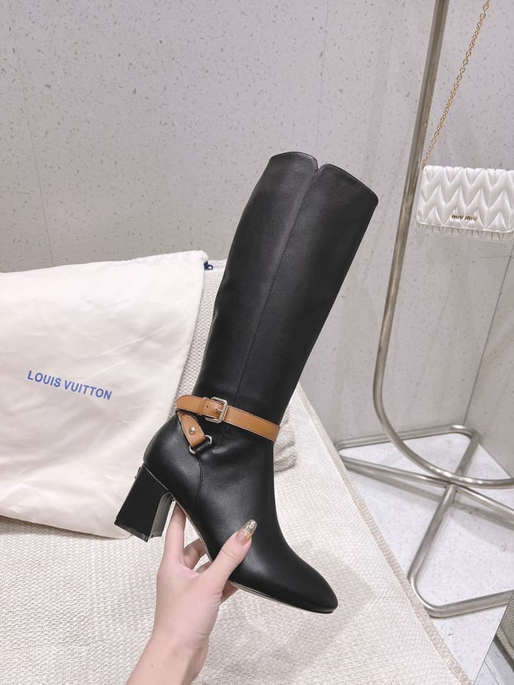 Louis Vuitton Parisienne Leather Knee-High Boots in Black Leather