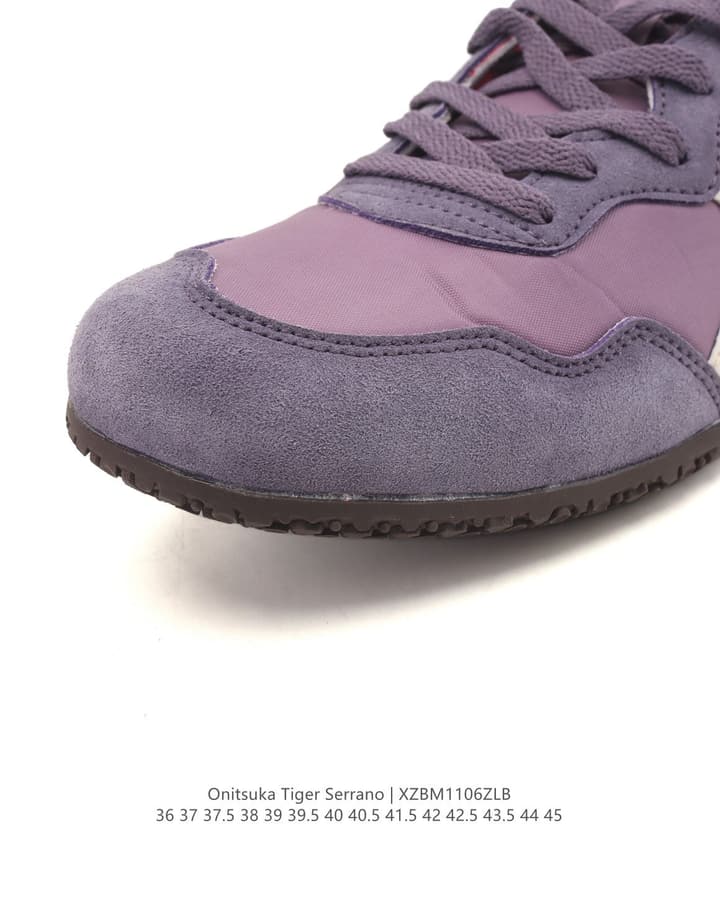 Onitsuka Tiger SERRANO™ Unisex Sneakers in Dark Navy And Beige