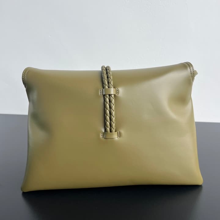 Bottega Veneta Medium Liberta Flap Crossbody Bag – Autumn/Winter Collection in Dark Espresso Brown