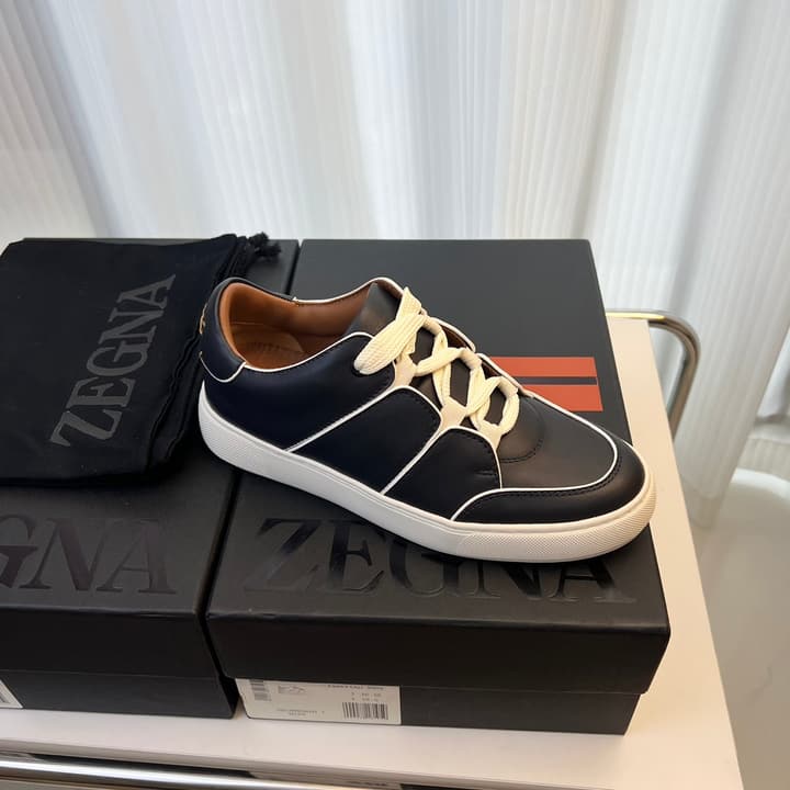 Zegna TIZIANO Calfskin Low-Top Sneakers in Black With White Sole