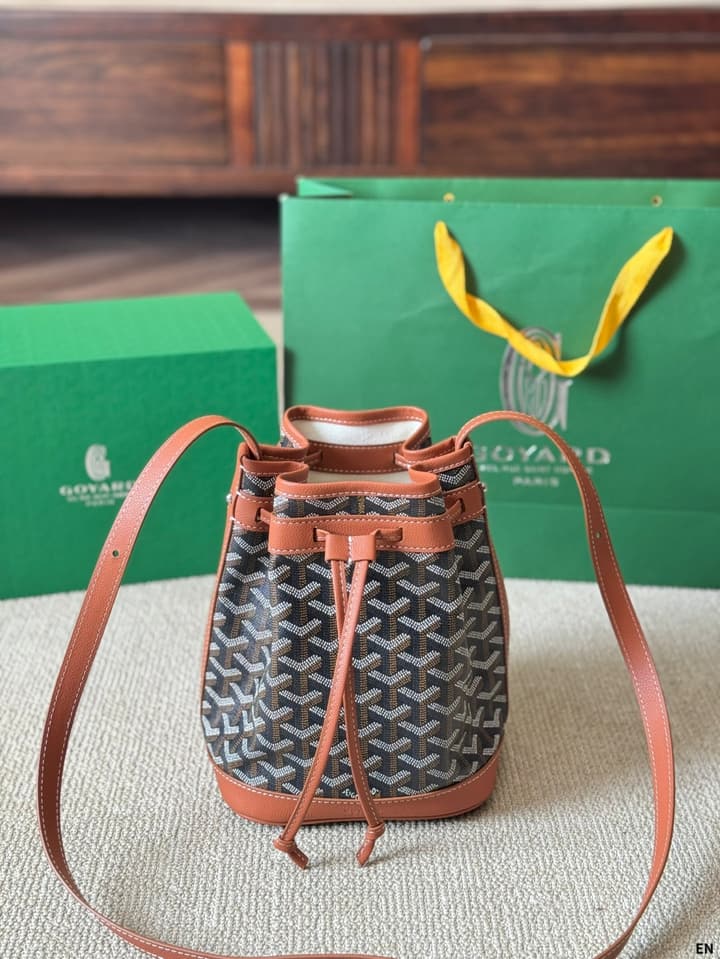 Goyard Bucket Bag in Black