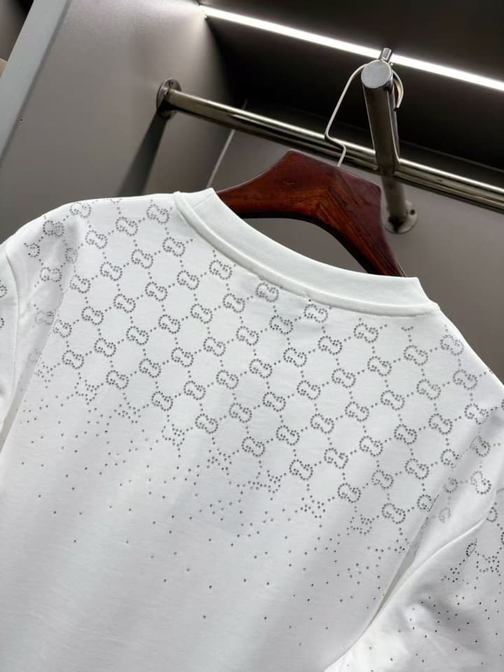 Gucci Crystal-Embellished Cotton T-Shirt – Spring/Summer Collection in Classic Black
