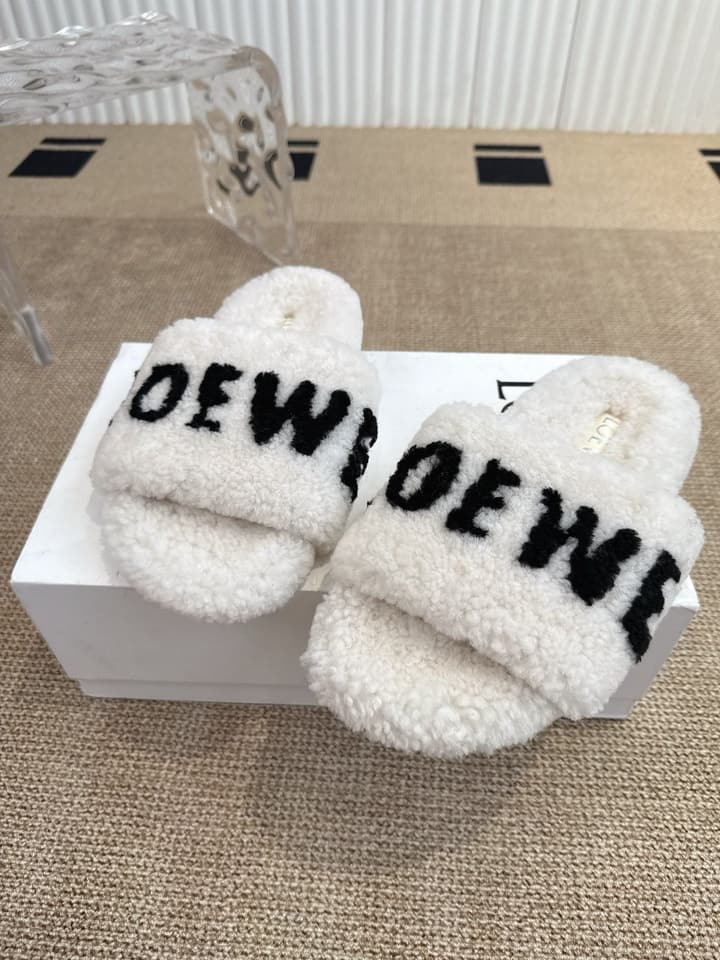 Loewe Classic Autumn/Winter Wool Slippers in Black With White Text