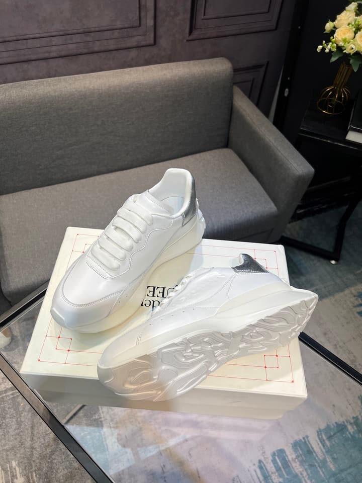 Alexander McQueen White Silk Leather Platform Sneakers in Black